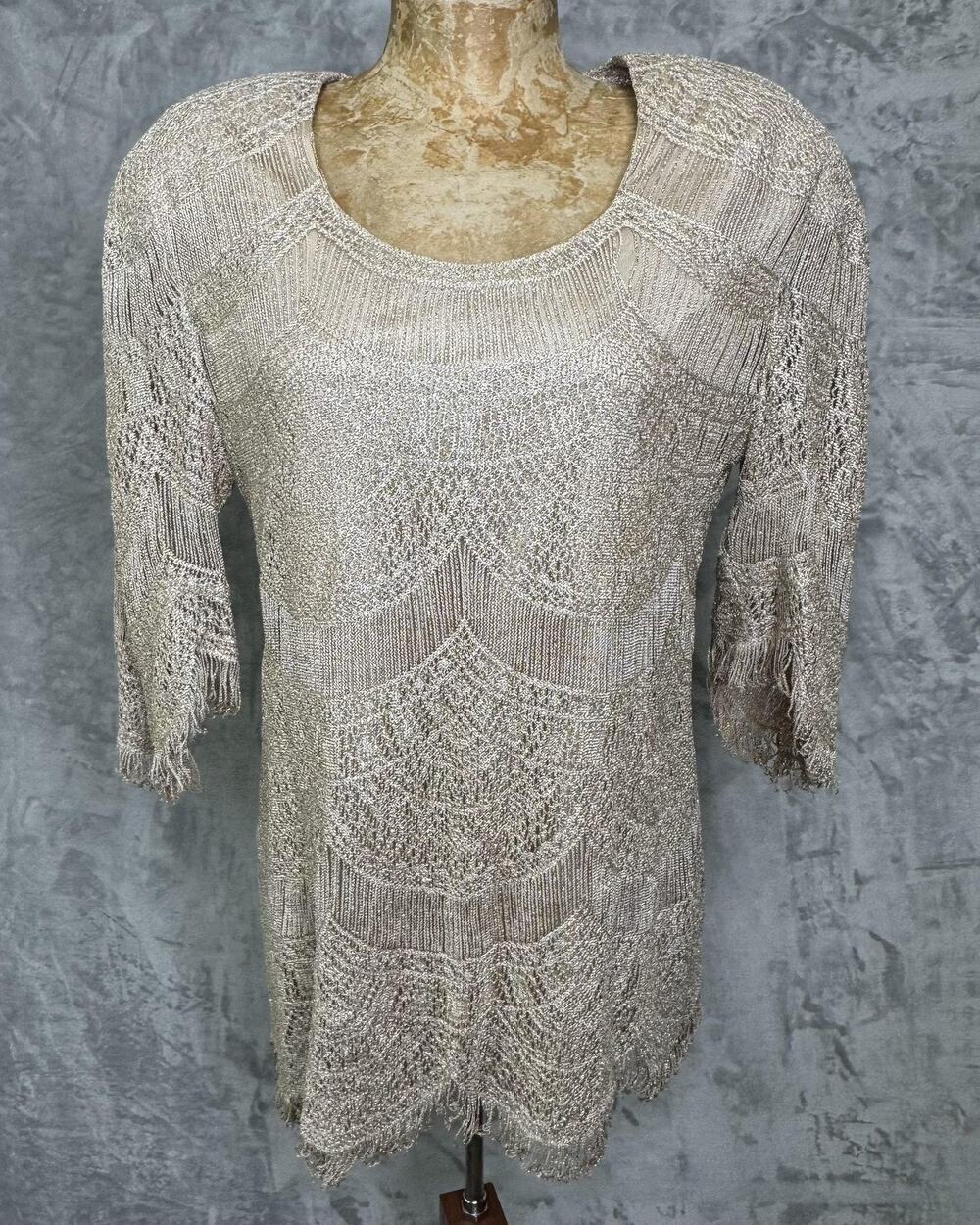 Neiman Marcus Top Womens Small Gold Metallic Fringe Crochet Knit Scallop Hem Vtg
